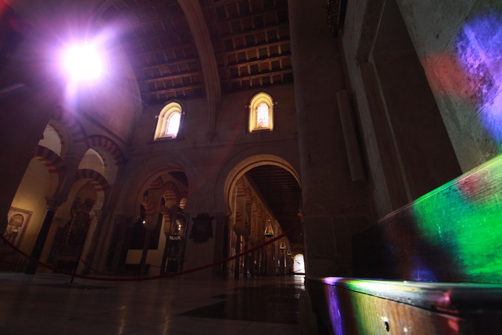 Canon EOS 700D (EOS Rebel T5i / EOS Kiss X7i) sample photo. Light, cathedral, mezquita photography