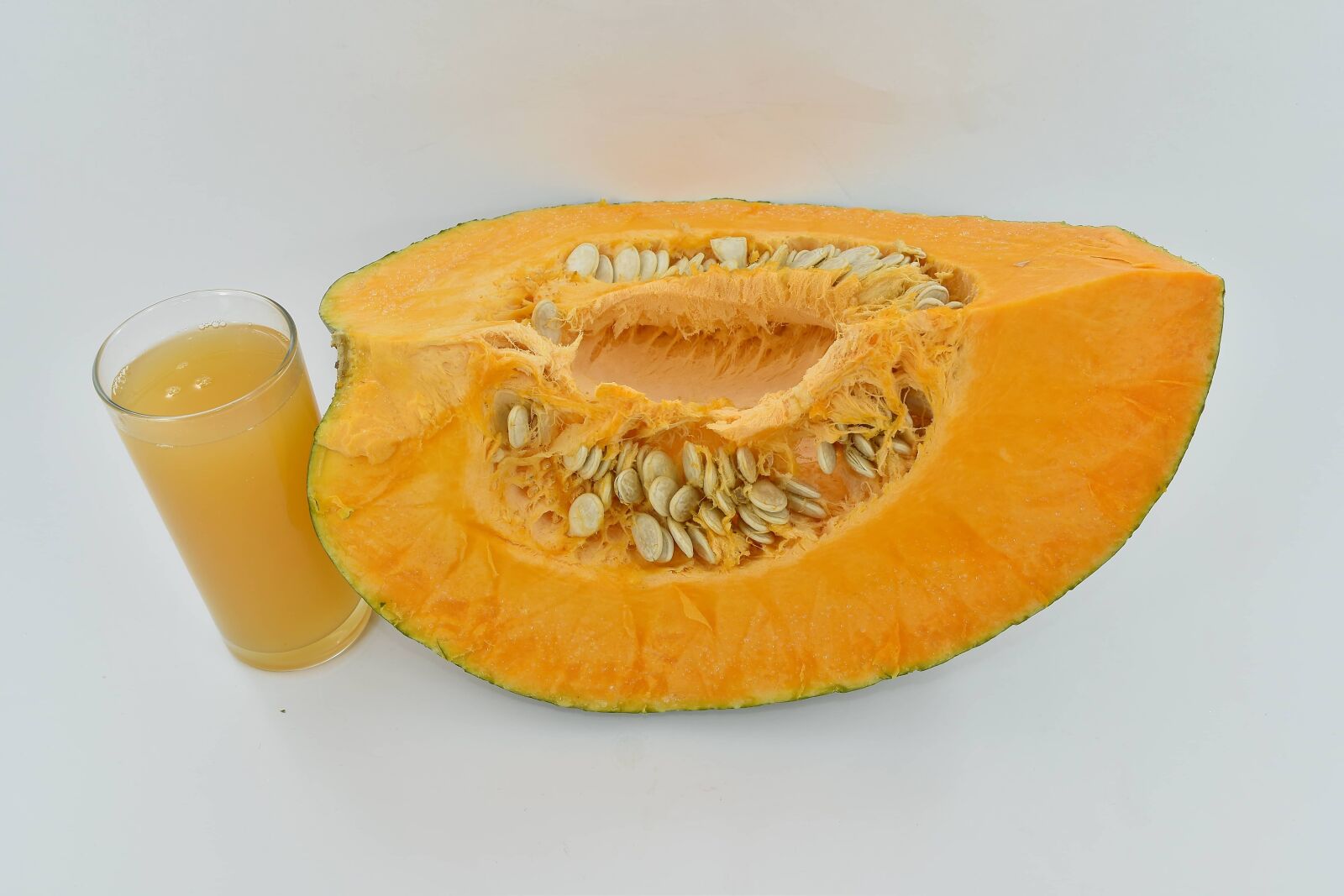 Nikon D5500 sample photo. Beverage, drink, juice, pumpkin photography