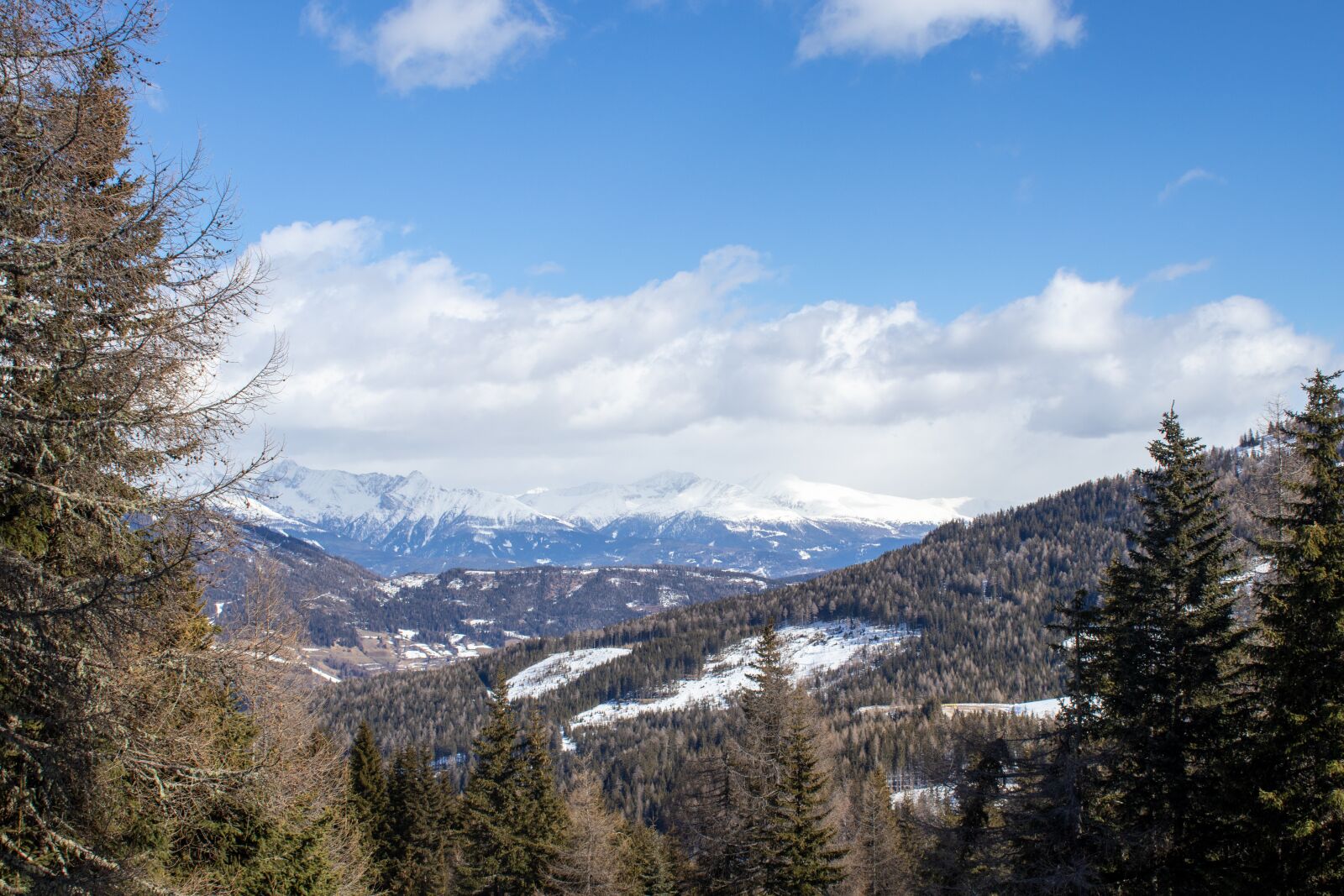 Canon EOS 200D (EOS Rebel SL2 / EOS Kiss X9) sample photo. Mountain, snow, winter photography