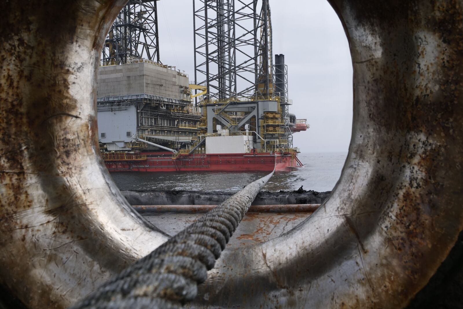 Panasonic Lumix DC-G9 sample photo. Oil, drilling, petrochemical industry photography
