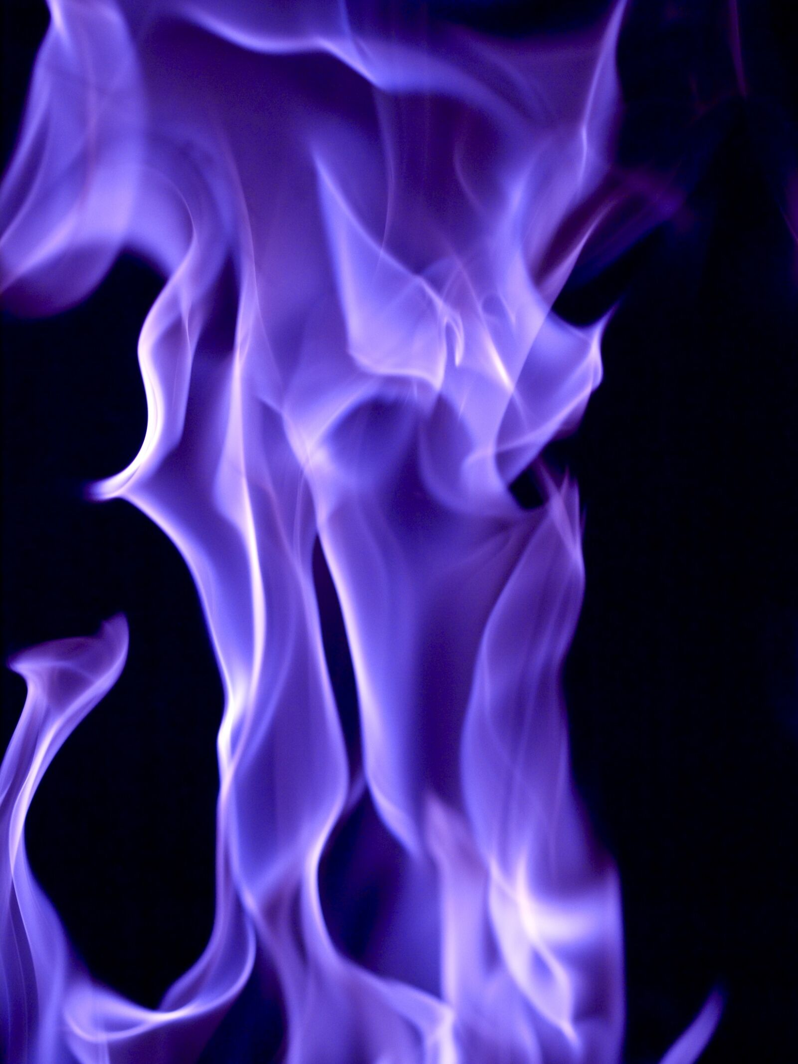 Olympus E-3 sample photo. Flames, flickering, fire photography