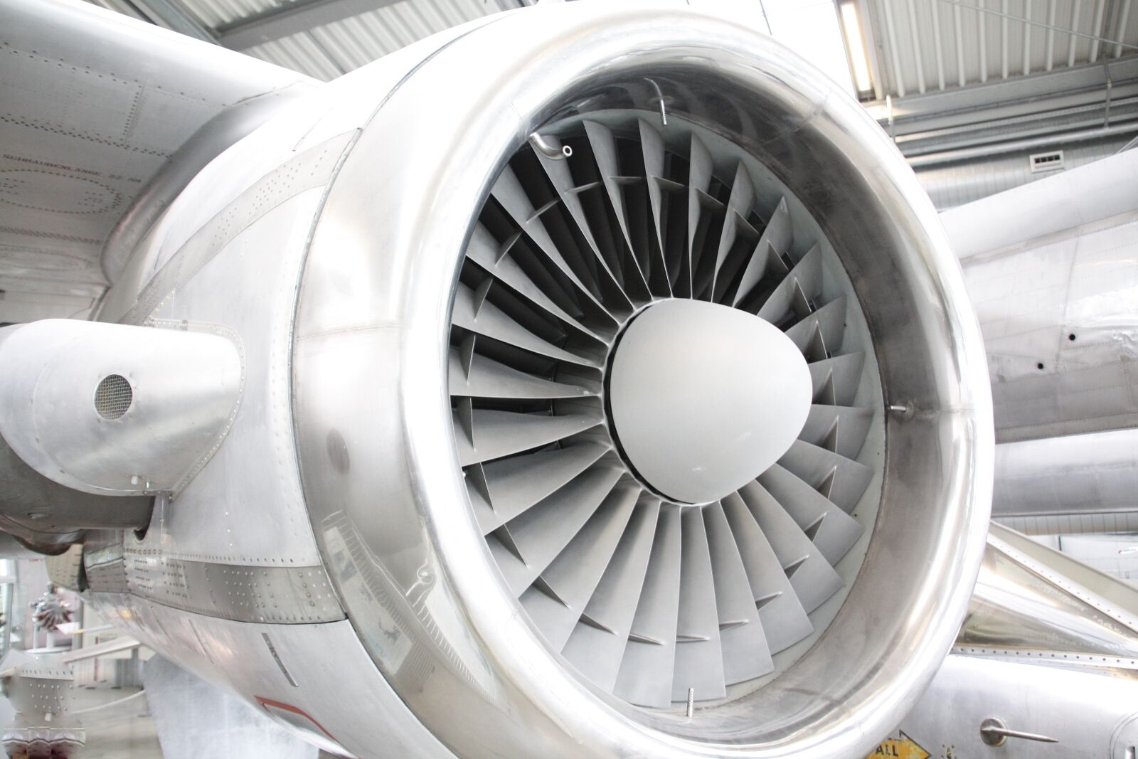 Canon EOS 450D (EOS Rebel XSi / EOS Kiss X2) sample photo. Turbine, technology, industry photography