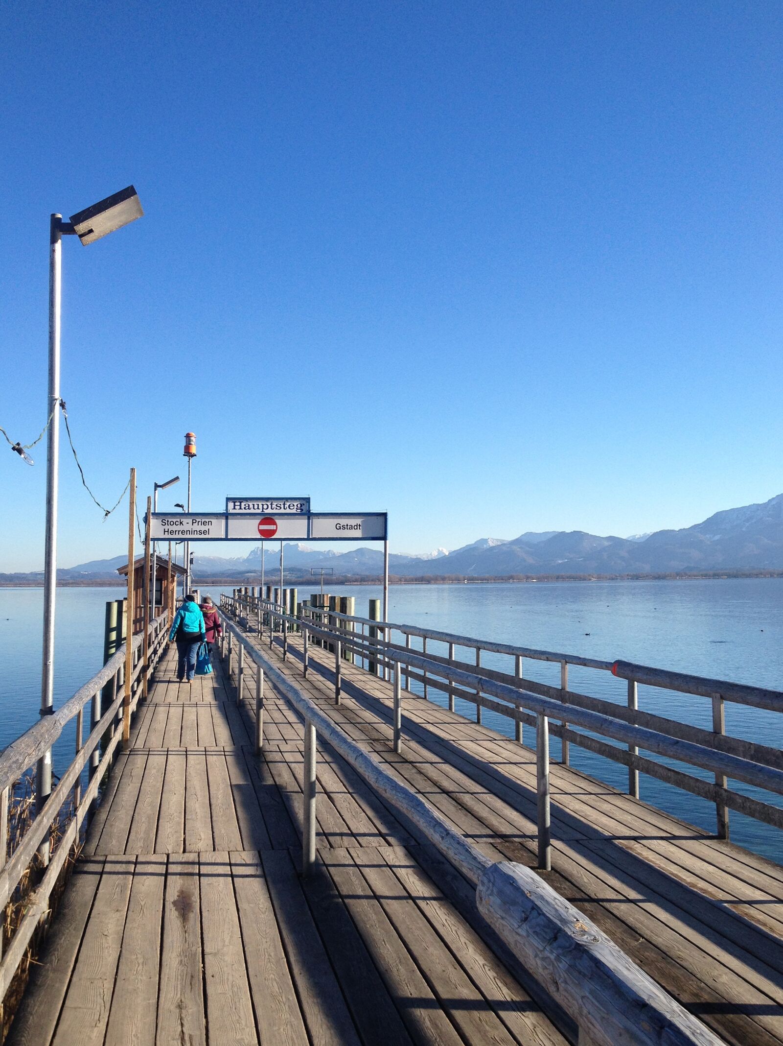 Apple iPhone 4S sample photo. Jetty, chiemsee, web photography