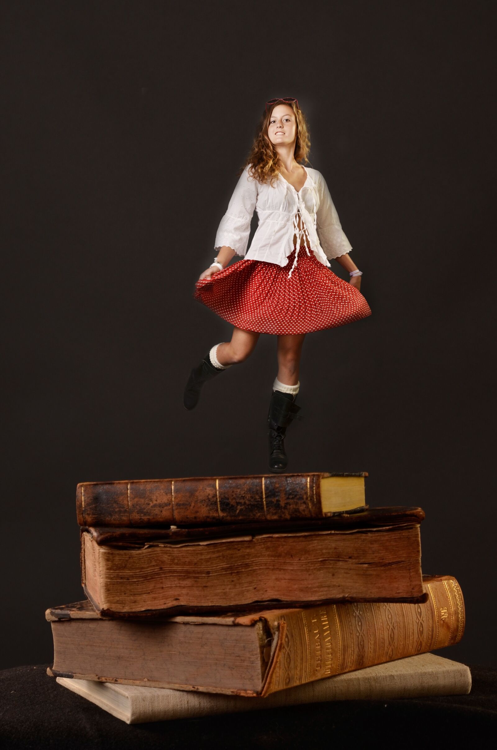 Nikon D7000 sample photo. Books, girl, ballet photography