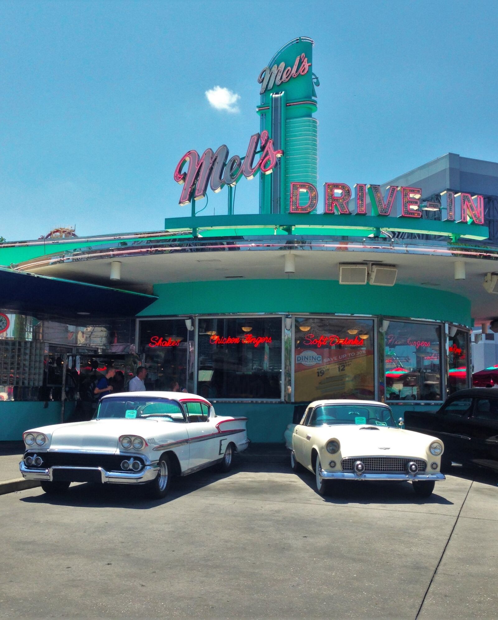 Apple iPhone 5 sample photo. Drive in, restaurant, oldtimer photography