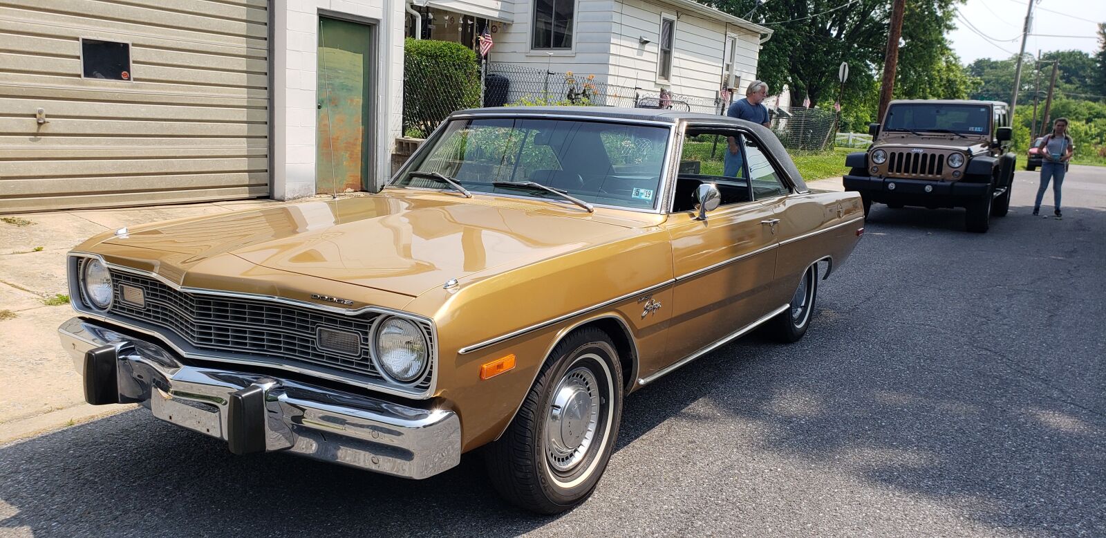 Samsung Galaxy S9+ sample photo. Dodge, swinger, classic car photography