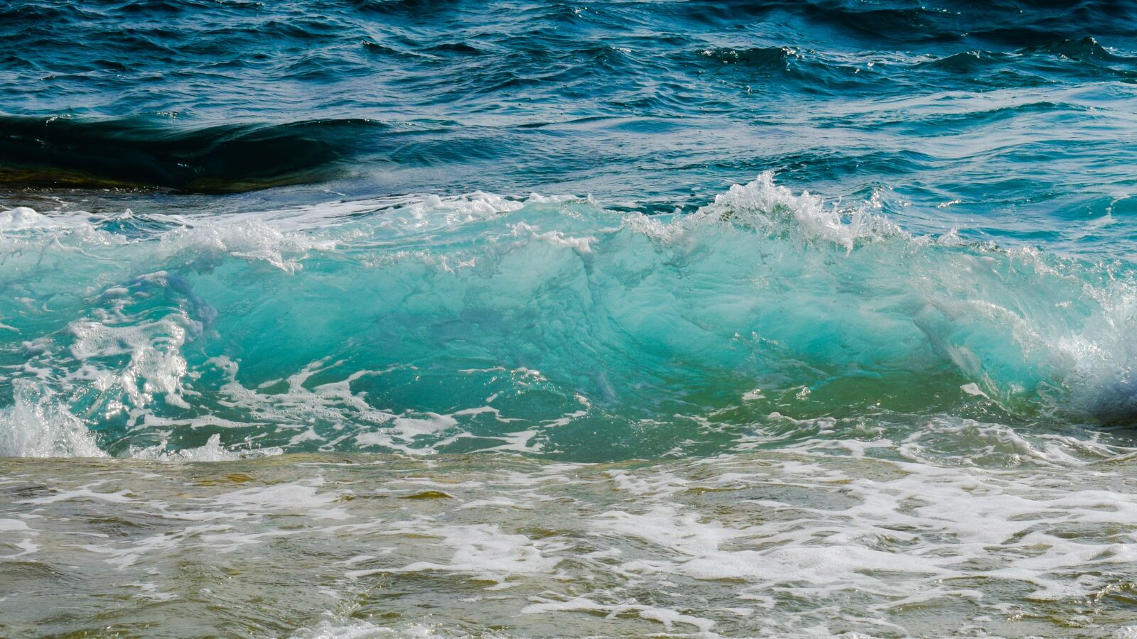 Nikon D3300 sample photo. Wave, transparent, smashing photography