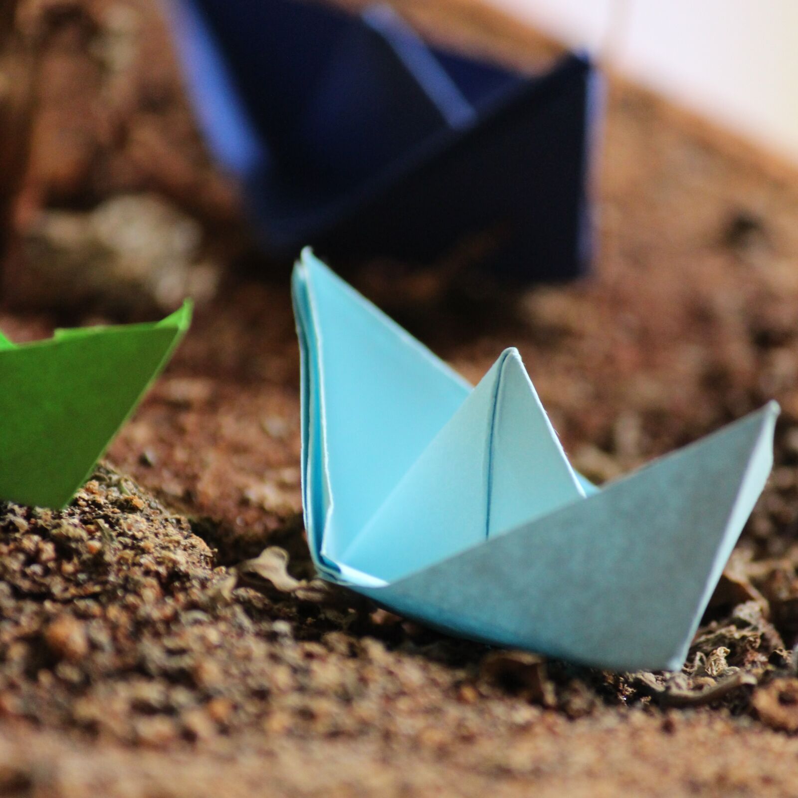 Canon EOS 700D (EOS Rebel T5i / EOS Kiss X7i) sample photo. B4bharani, hope, origami, summer photography
