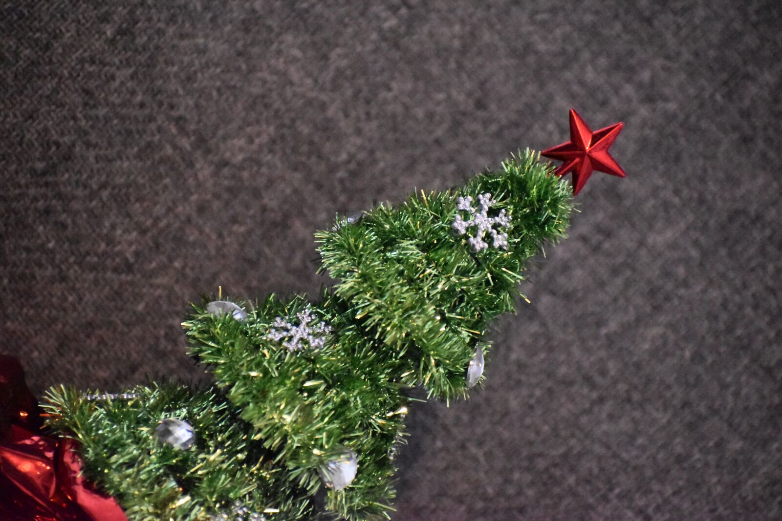 Nikon D5600 sample photo. Christmas, tree, star photography