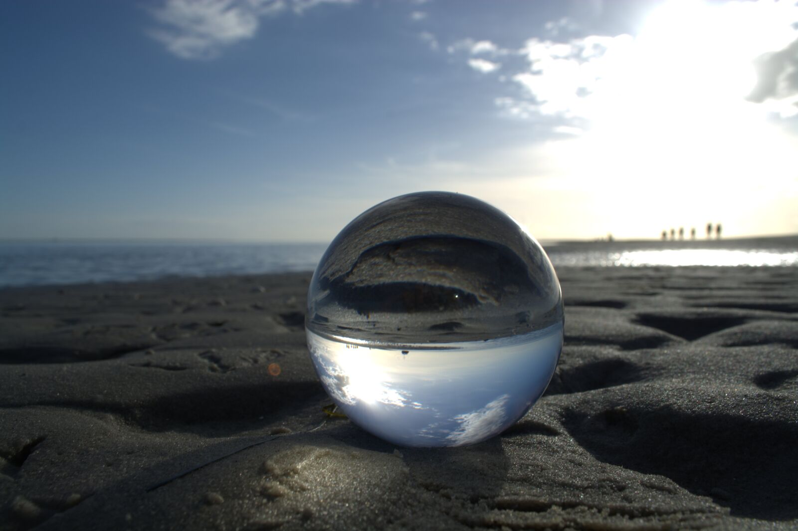 Nikon D5200 sample photo. Globe image, ball, glass photography