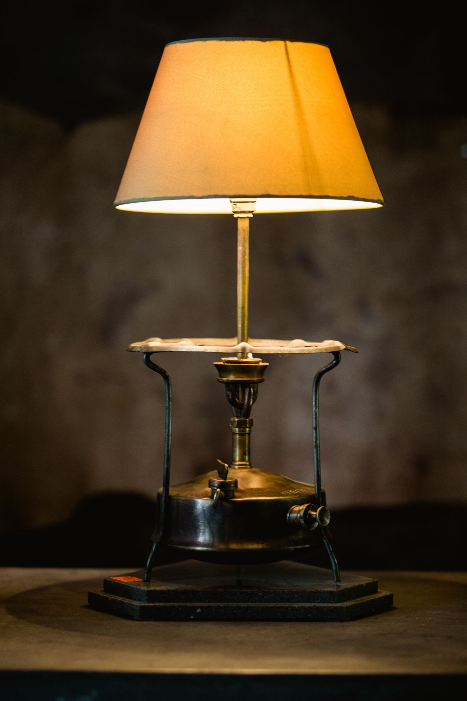 Canon EF 70-200mm F2.8L USM sample photo. Lamp, handmade, souvenir photography