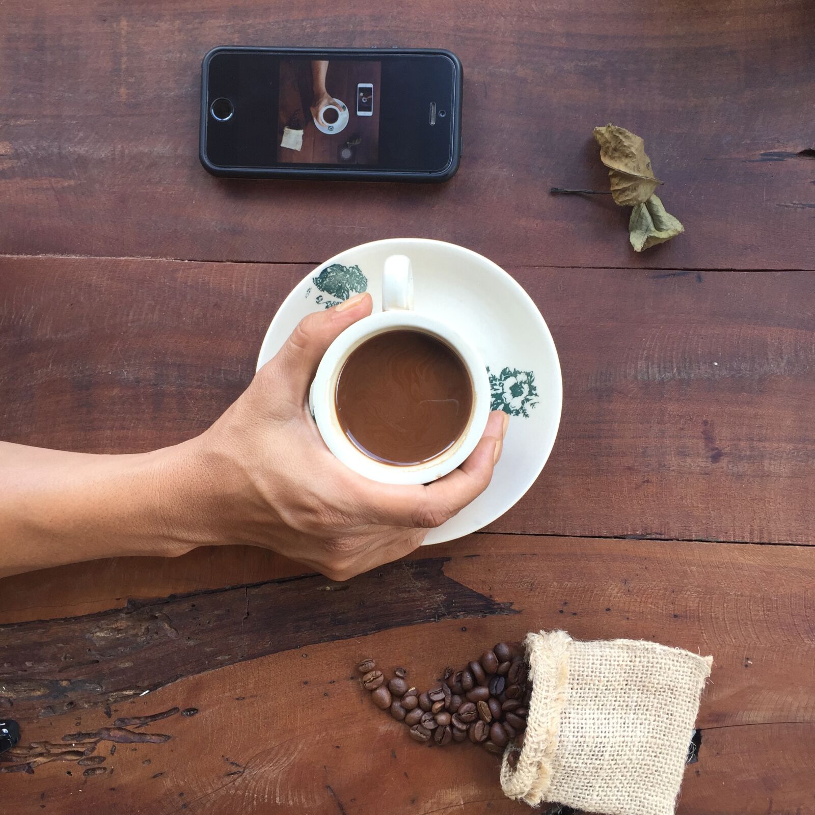 iPhone 6 back camera 4.15mm f/2.2 sample photo. Black, coffee, coffee, coffee photography