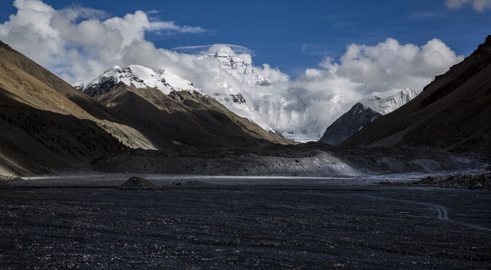 Canon EOS 5D Mark III sample photo. Snow mountain, white cloud photography