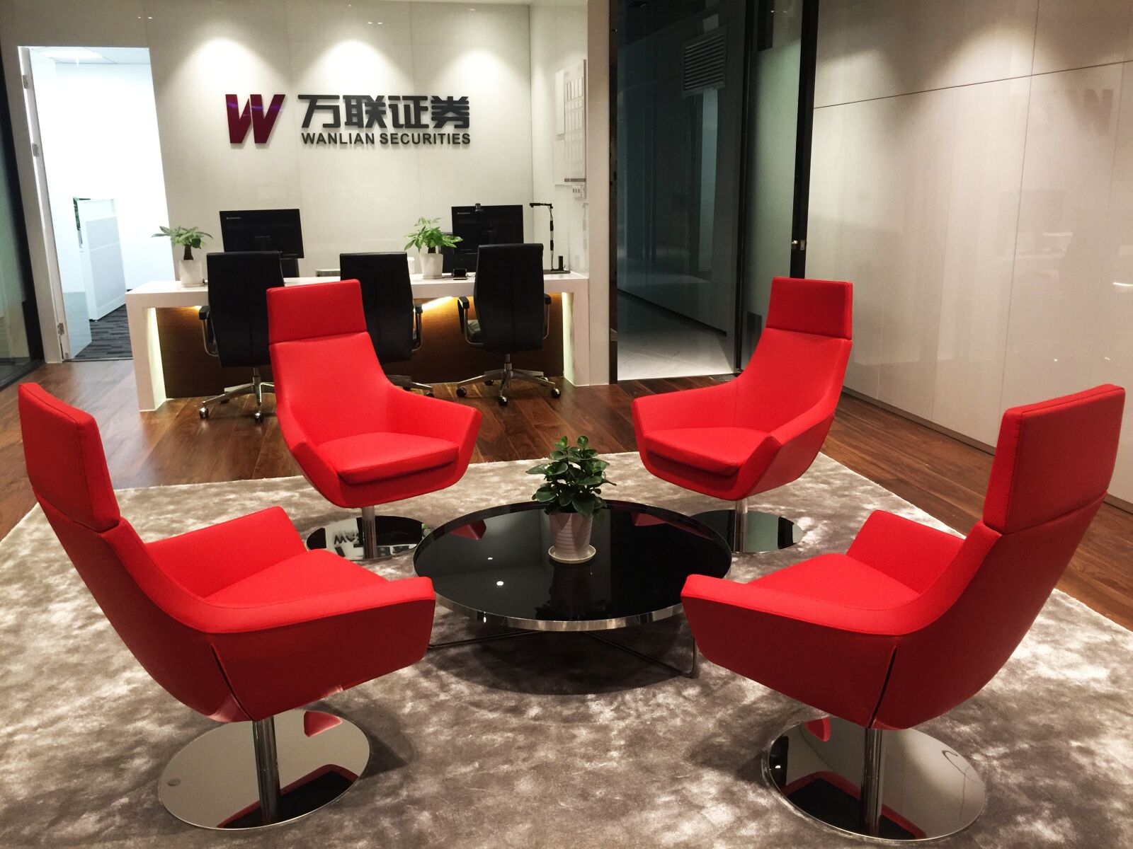 iPhone 6 Plus back camera 4.15mm f/2.2 sample photo. Wanlian securities, chair, indoor photography