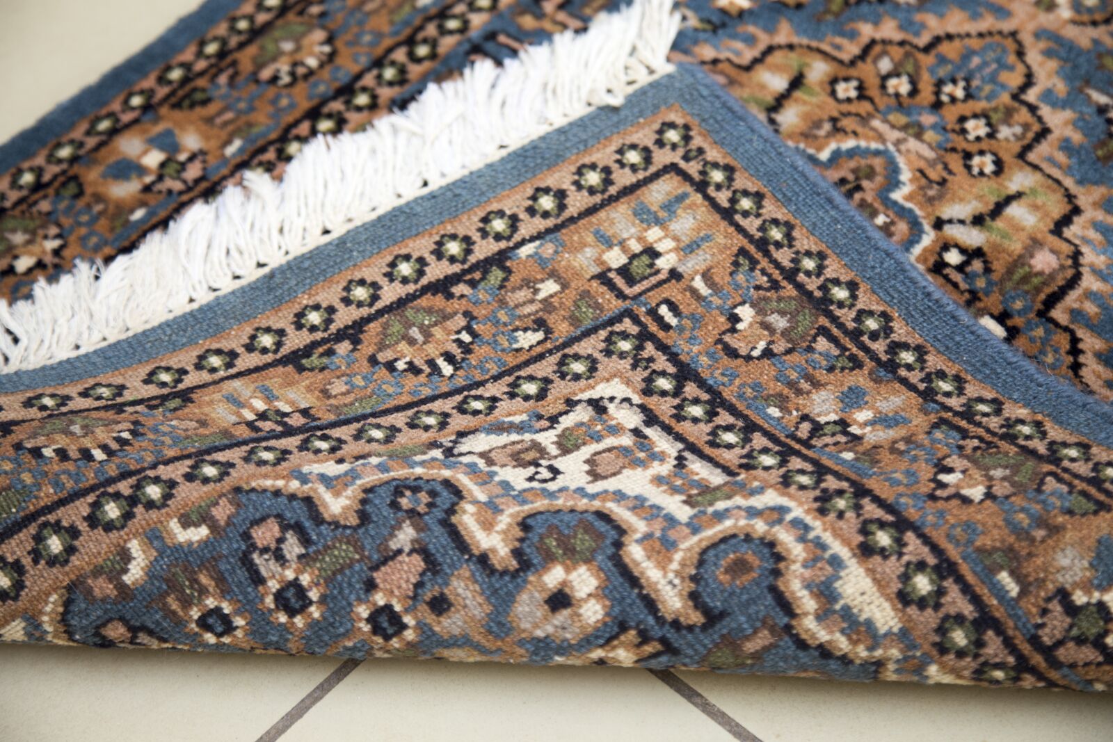 Canon EOS 6D + Canon EF 24-105mm F4L IS USM sample photo. Carpet, rug, floor photography