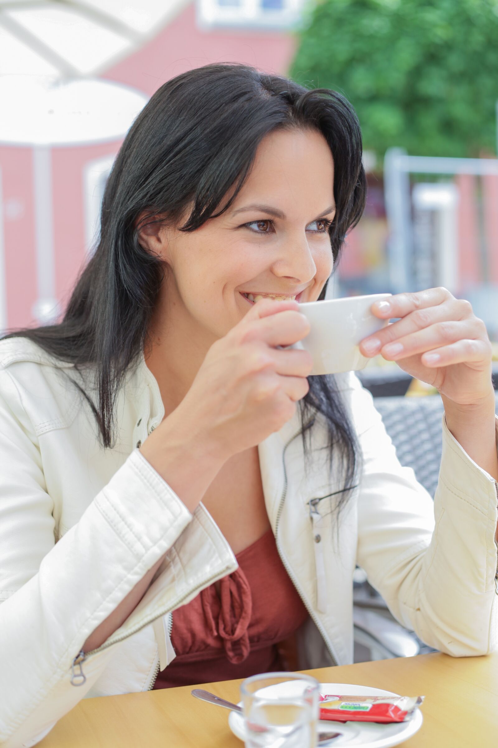 Canon EOS 5D Mark II sample photo. Pretty woman, coffee, enjoy photography