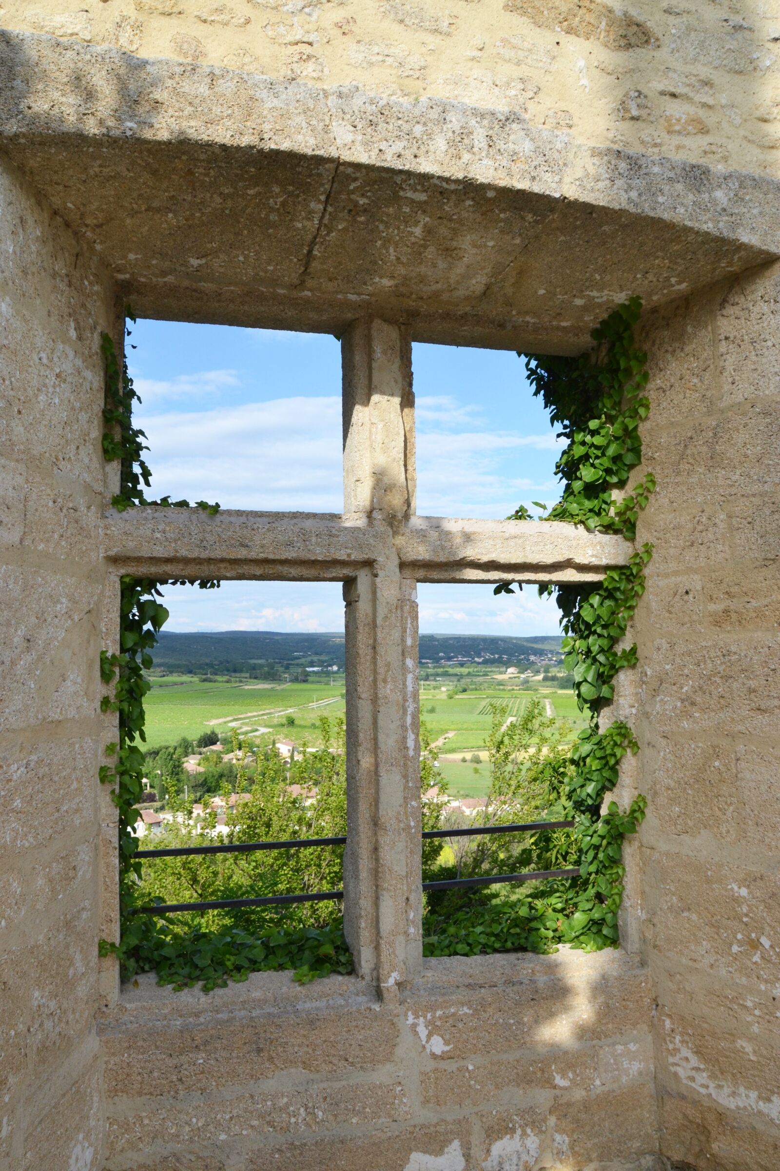 Nikon D3100 sample photo. France, window, south photography