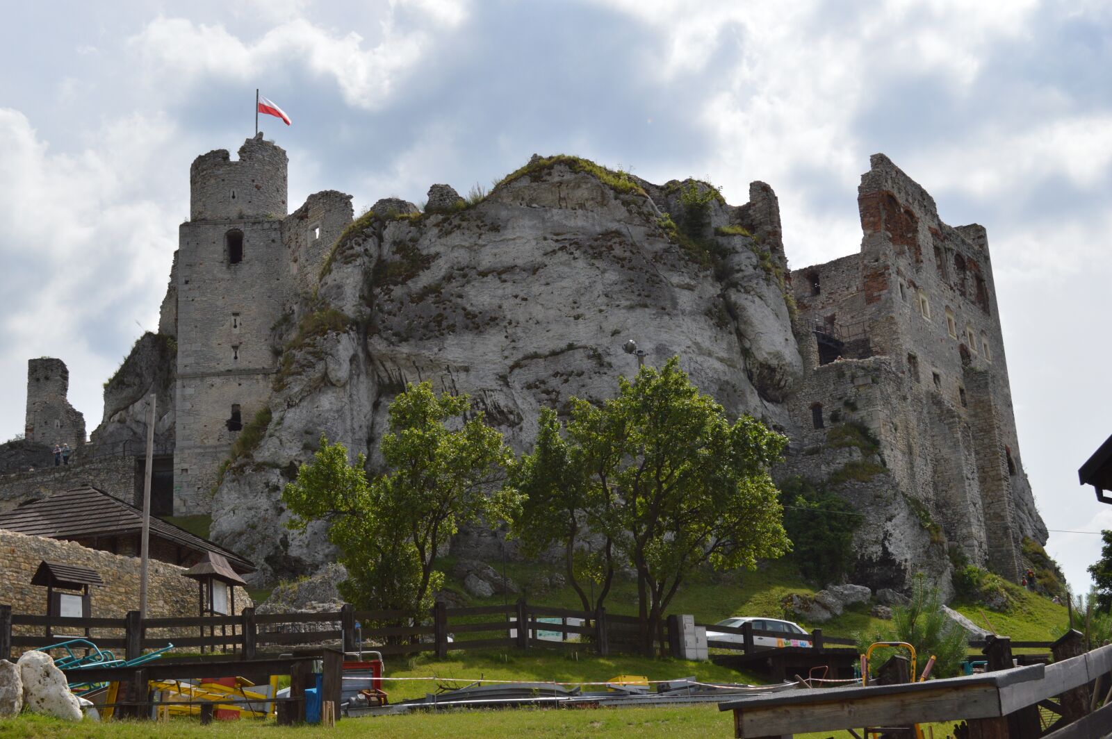 Nikon D3200 sample photo. Castle, poland, ogrodzieniec photography