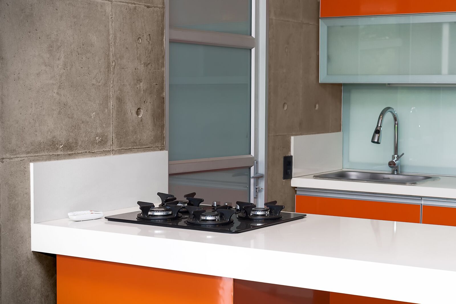 Canon EOS-1D Mark III sample photo. Kitchen, integral, orange photography