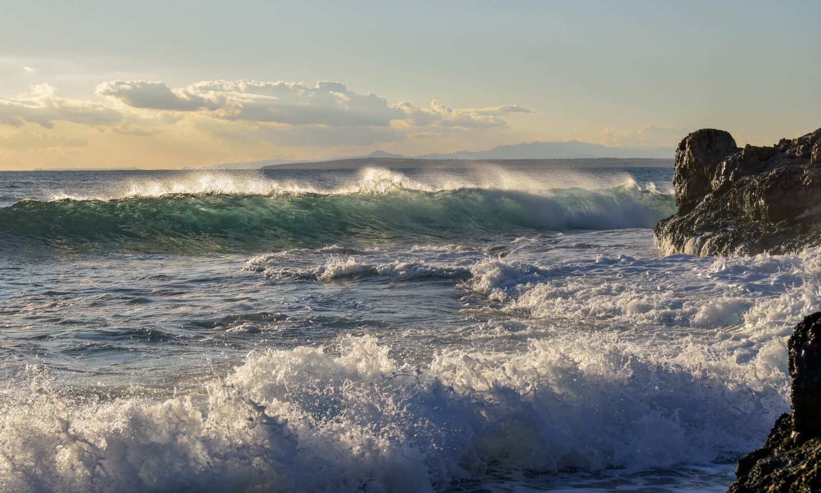 Nikon D3300 sample photo. Waves, sea, foam photography