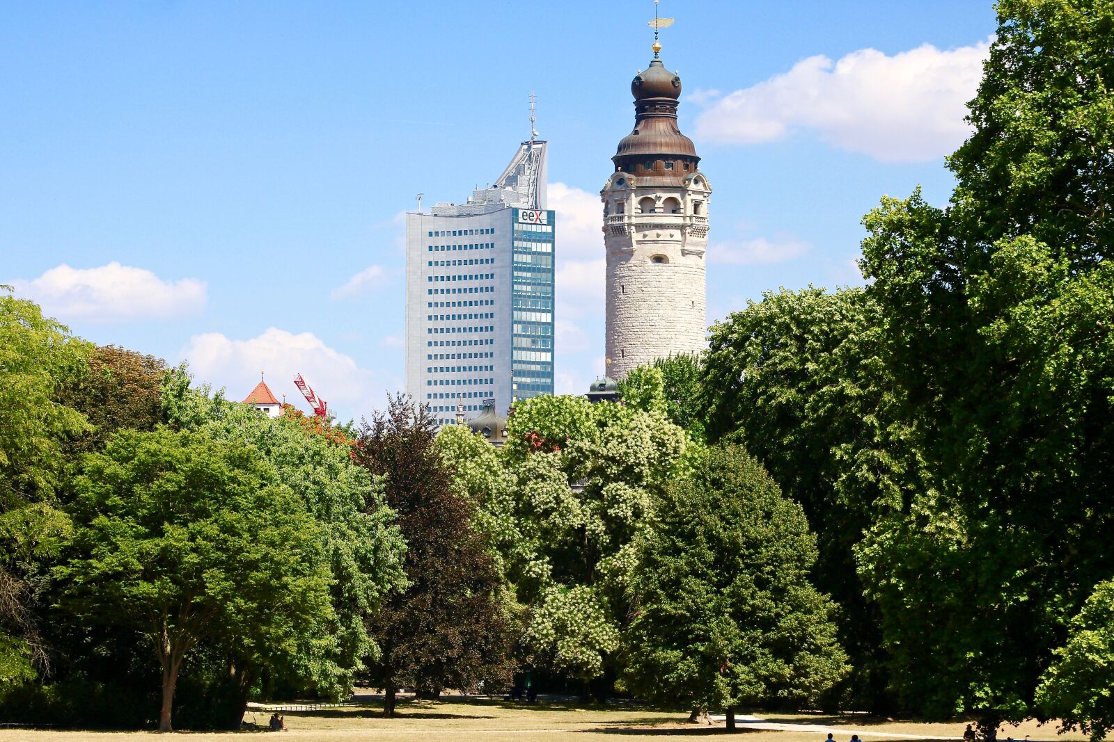 Canon EOS 750D (EOS Rebel T6i / EOS Kiss X8i) sample photo. City, leipzig, skyline photography