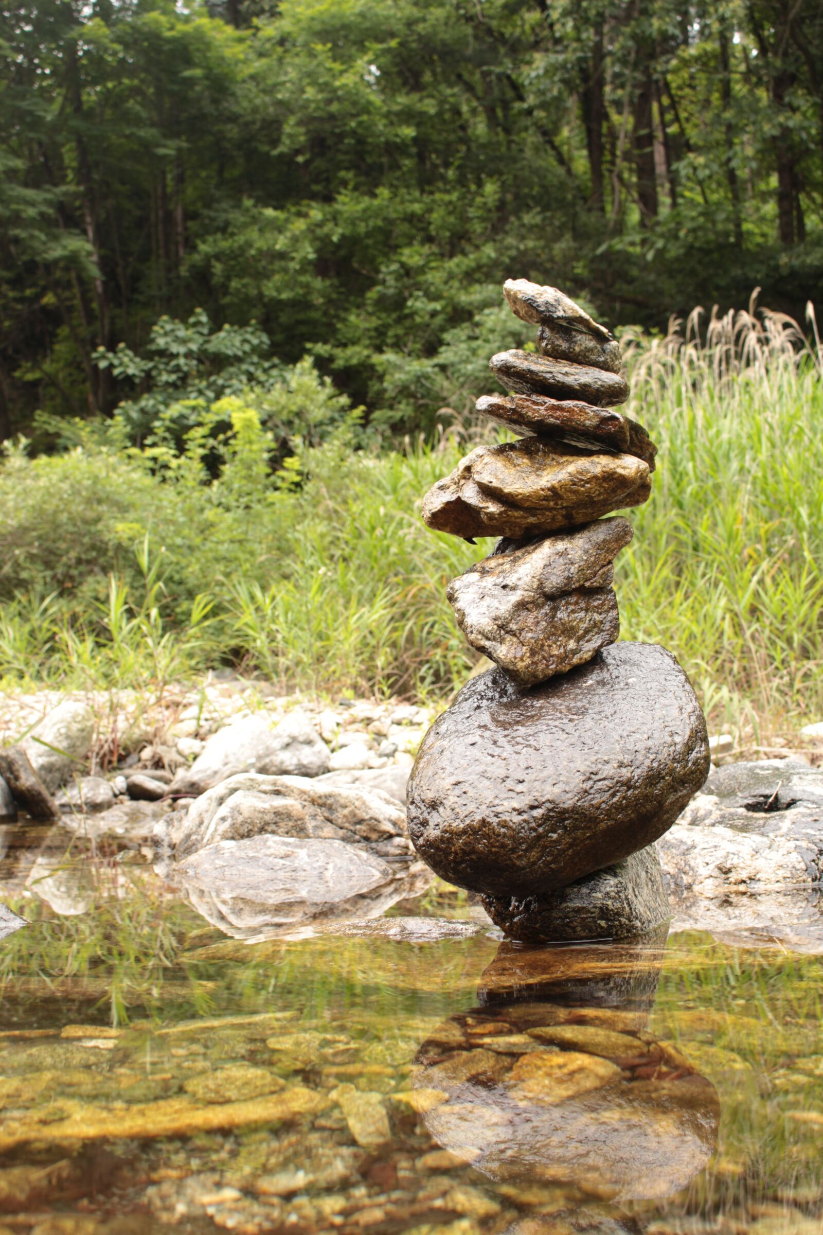 Canon EOS 700D (EOS Rebel T5i / EOS Kiss X7i) sample photo. Stone tower, valley, nature photography