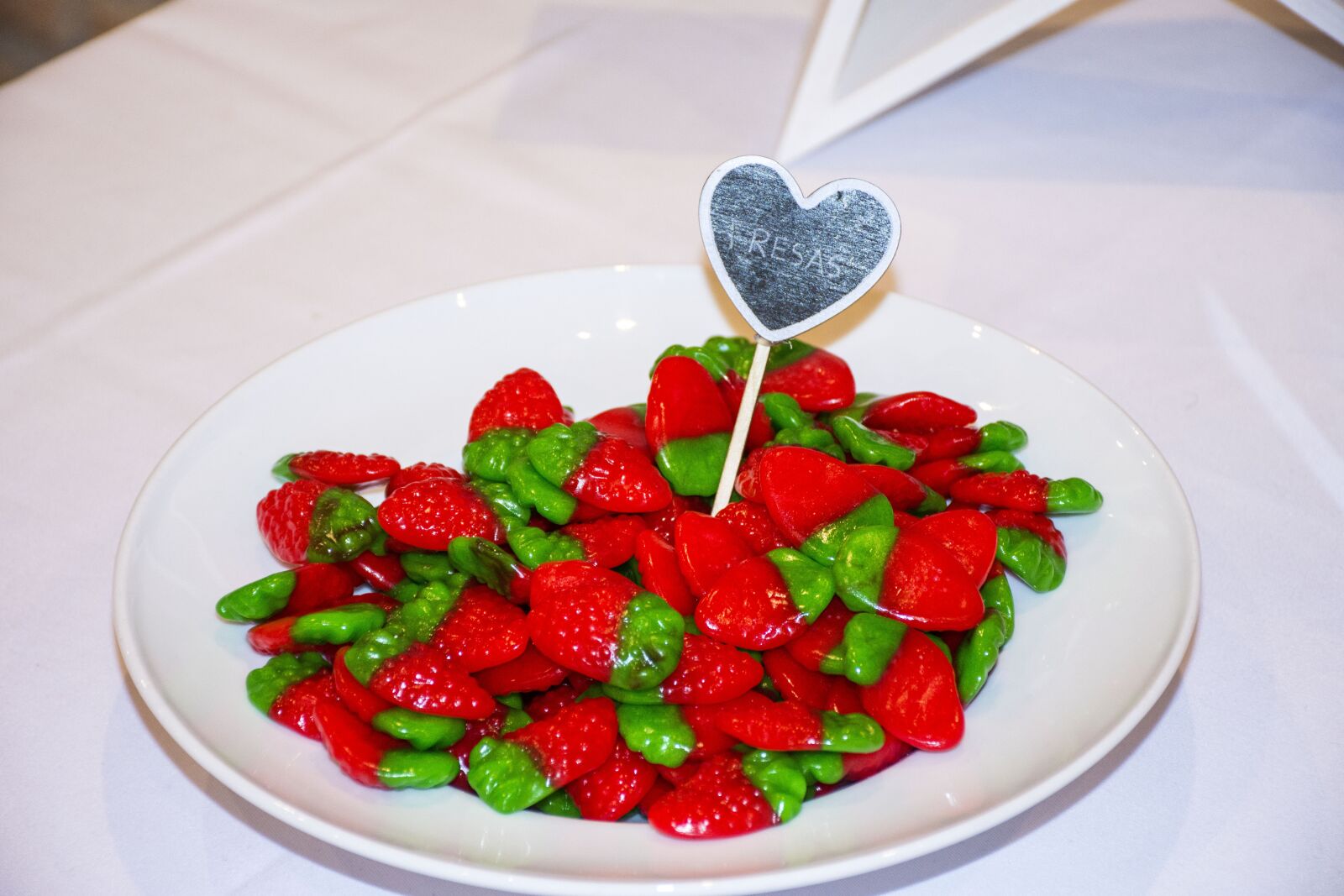 Nikon D7200 sample photo. Sweets, candies, sugar photography