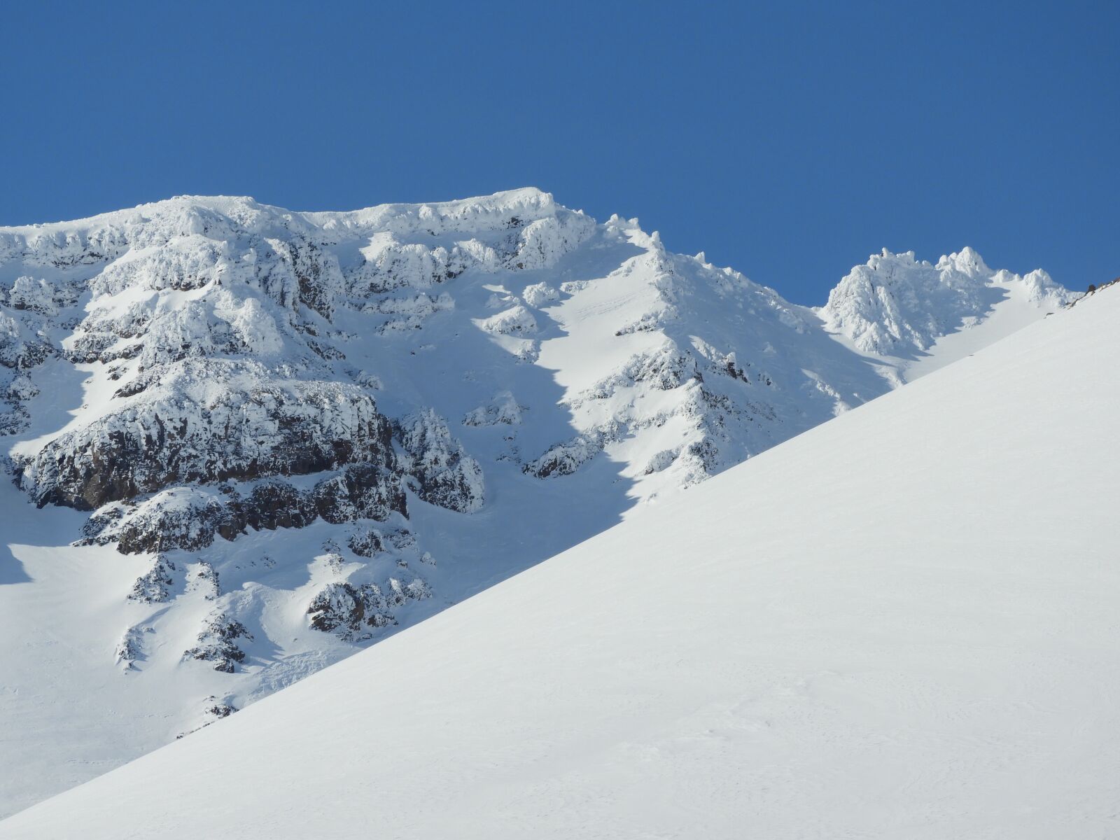 Nikon Coolpix B700 sample photo. Kamchatka, mountains, top photography