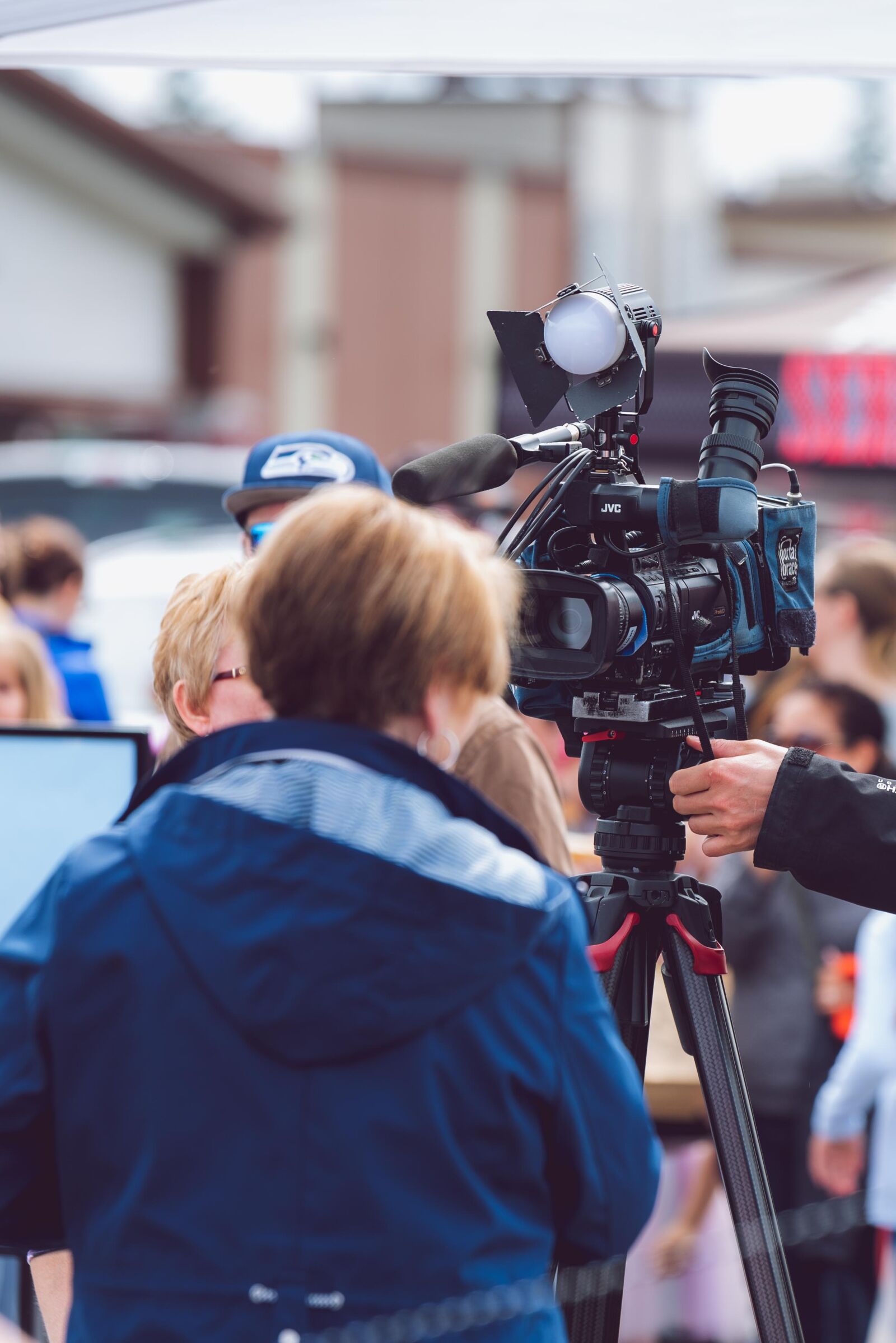 Nikon D750 sample photo. Reporter, news, journalist photography