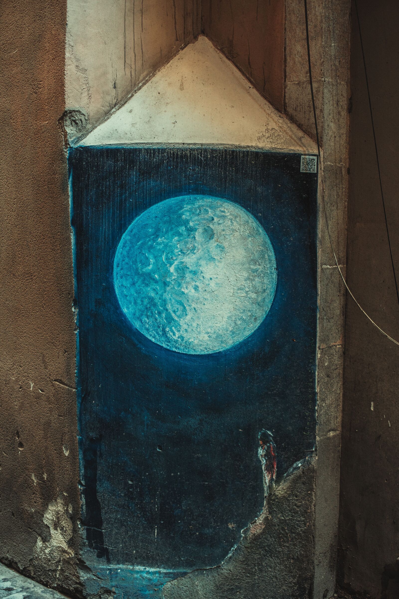 Canon EF 50mm F1.4 USM sample photo. The terminal, corner, graffiti photography