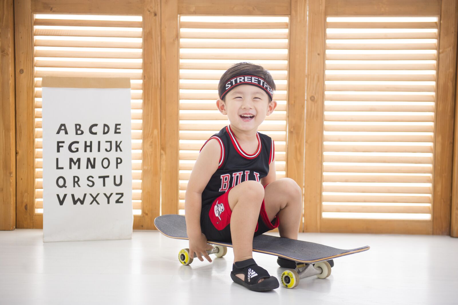 Nikon D3S sample photo. Sliding plate, boy, chineseboy photography
