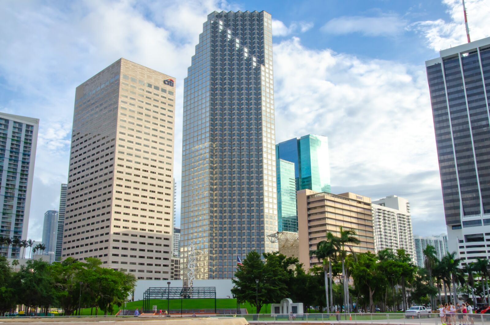 Nikon D7000 sample photo. Miami, brickell, florida photography
