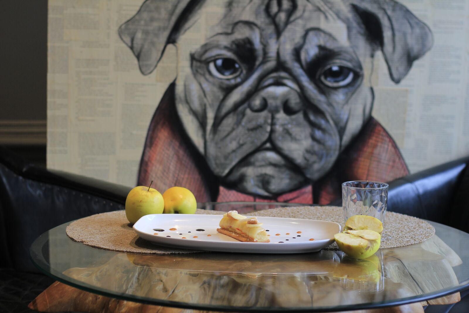 Canon EOS 550D (EOS Rebel T2i / EOS Kiss X4) sample photo. Restoration, france, restaurant photography