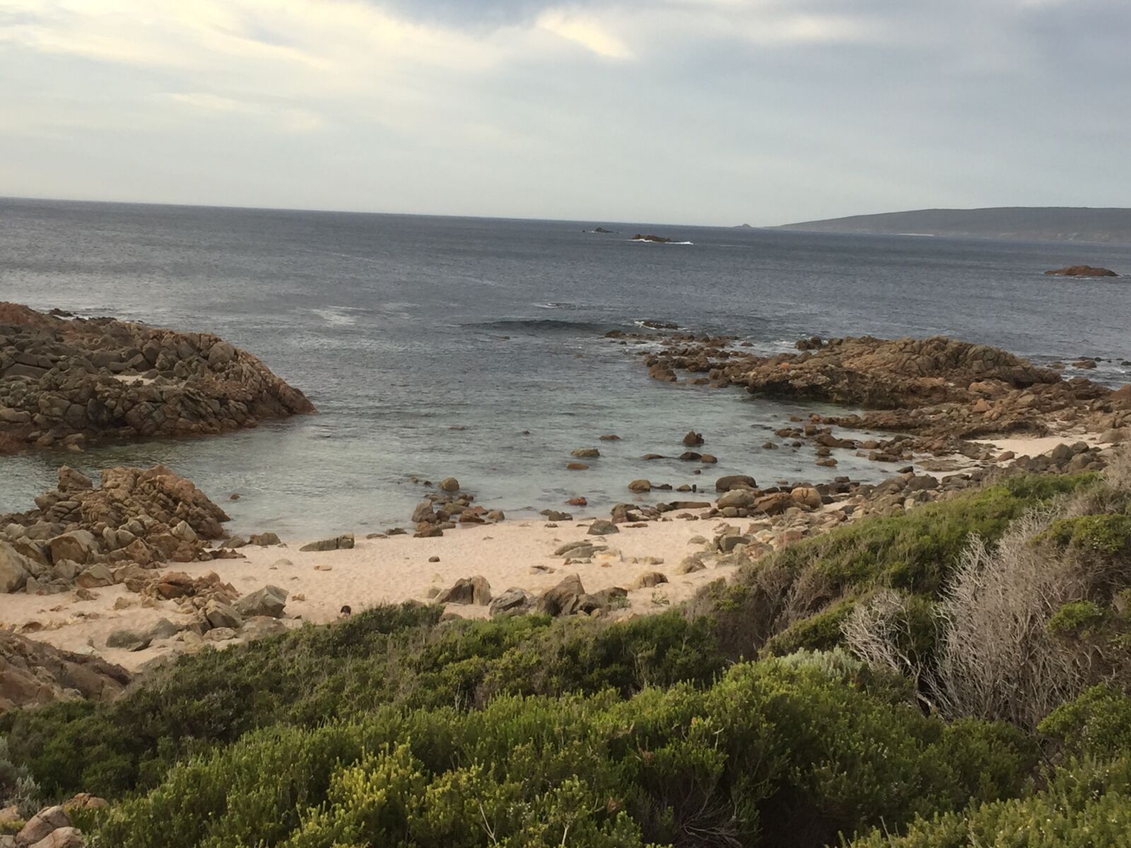 iPhone 6 back camera 4.15mm f/2.2 sample photo. Beach, sand, ocean photography
