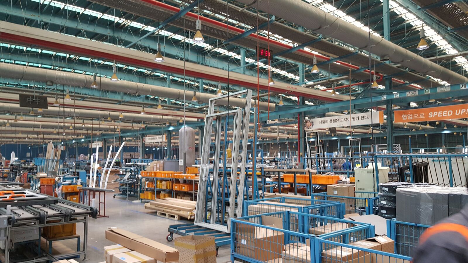Samsung Galaxy Note5 sample photo. Industry, warehouse, steel photography