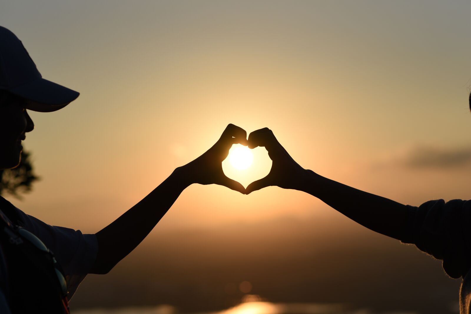 Nikon D750 sample photo. Love, heart, sunset photography