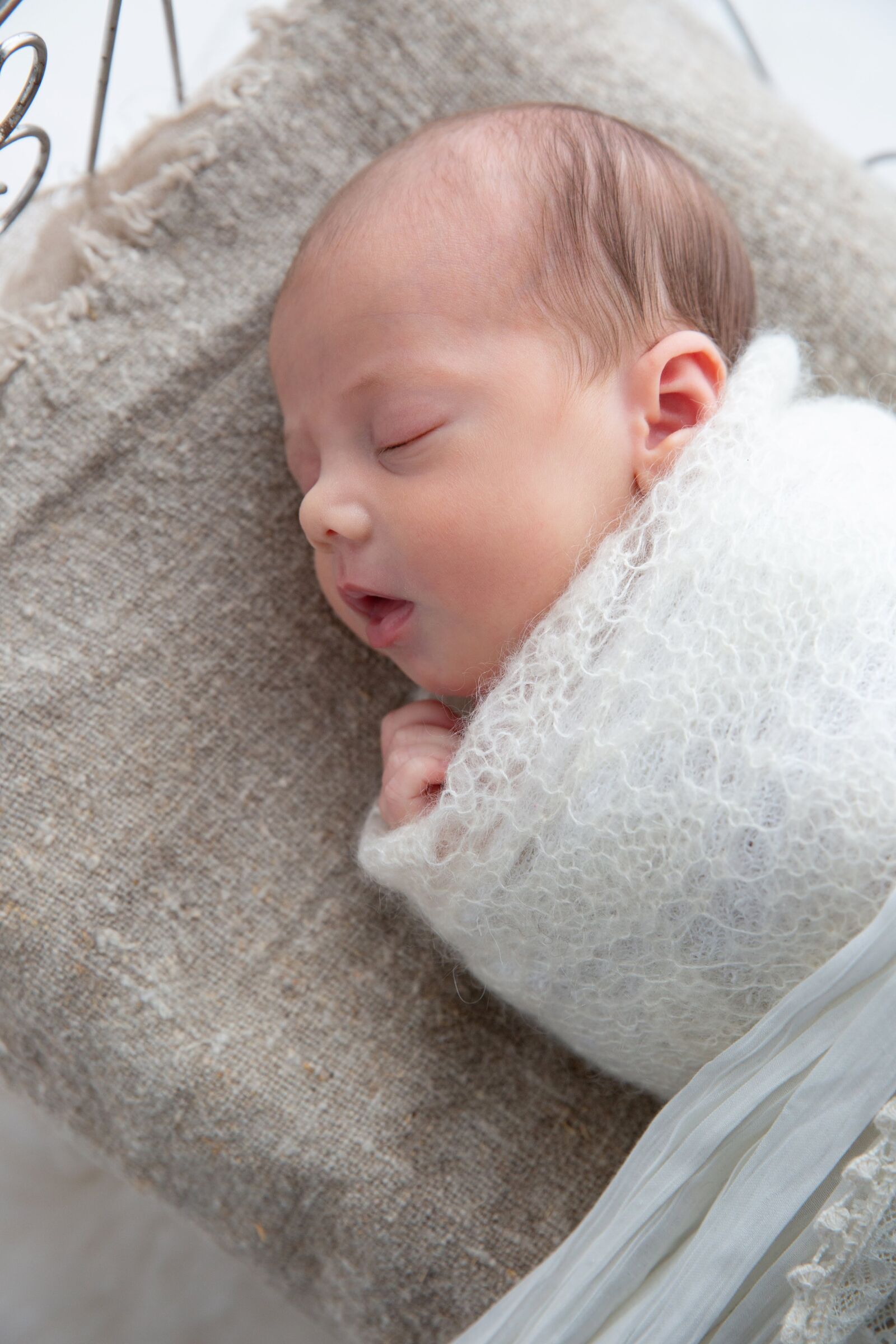 Canon EOS 5D Mark III sample photo. Baby, sleep, newborn photography