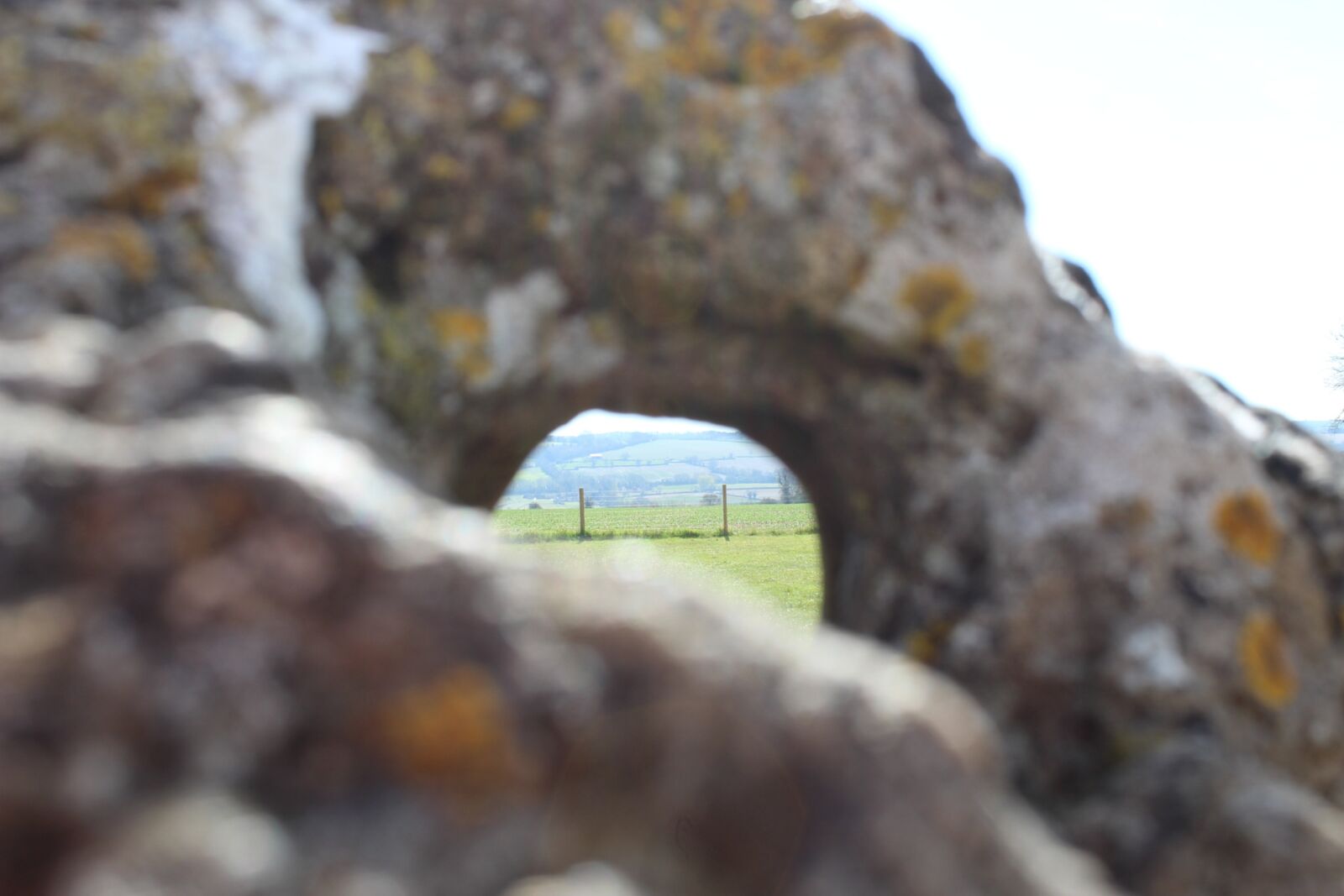 Canon EOS 1200D (EOS Rebel T5 / EOS Kiss X70 / EOS Hi) sample photo. Rollright stones, kings men photography