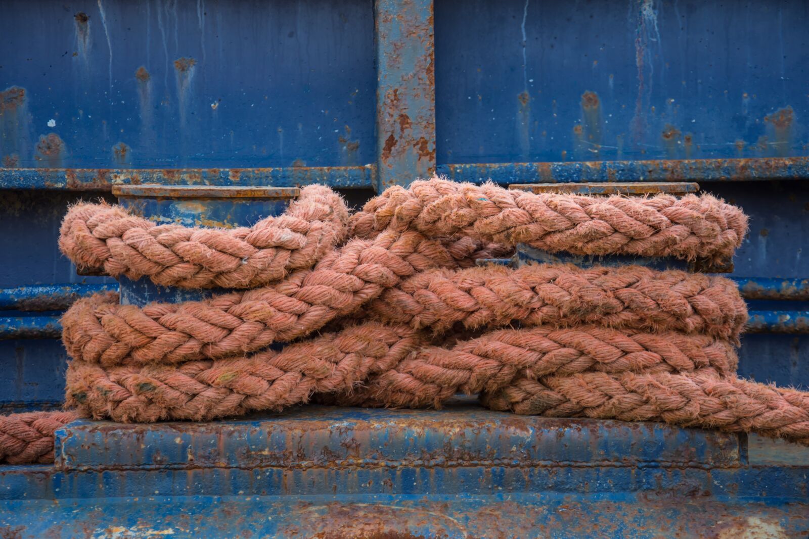 Nikon D7200 sample photo. Ropes, ships, barge photography