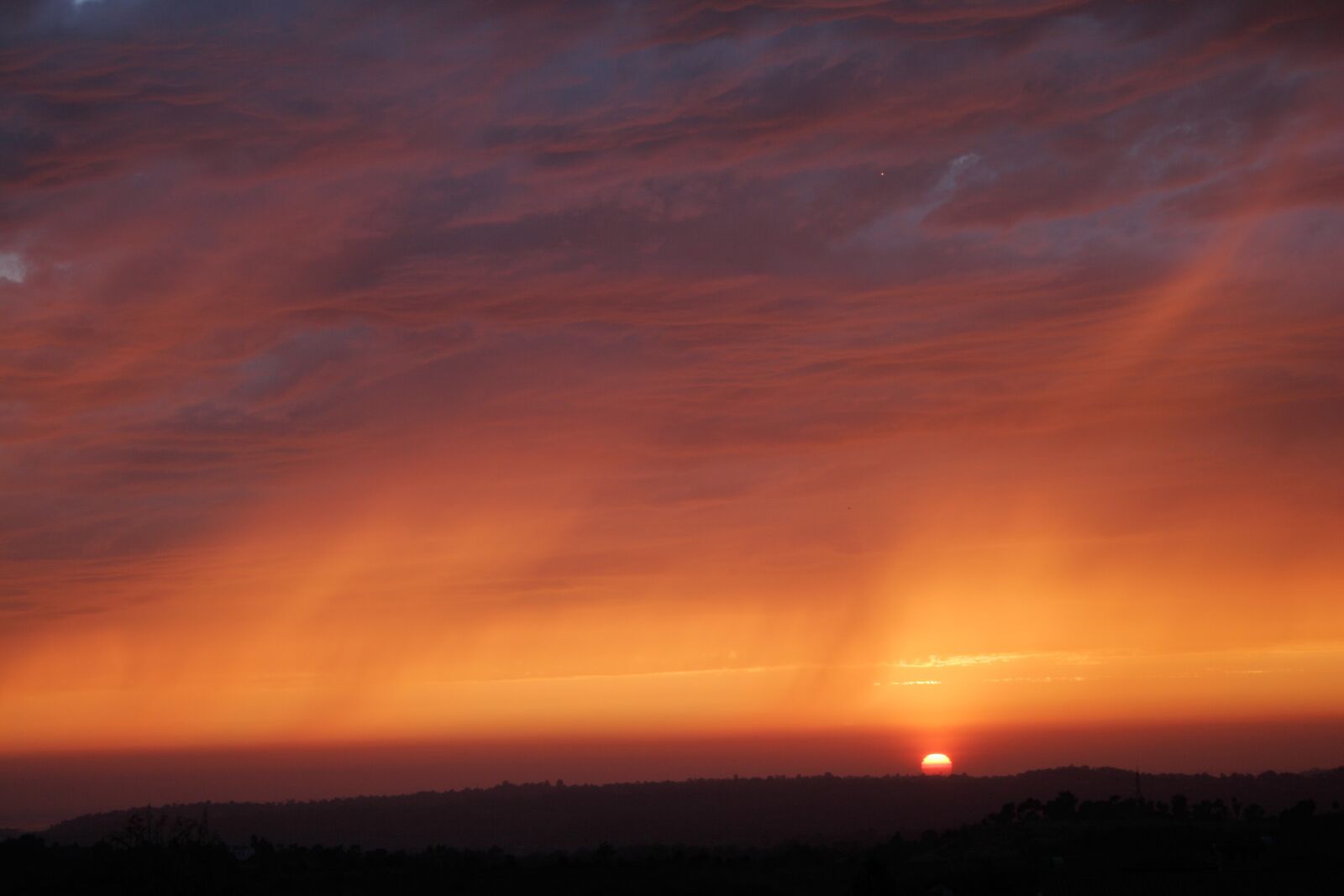 Canon EOS 20D sample photo. Sunset, sky, fire photography