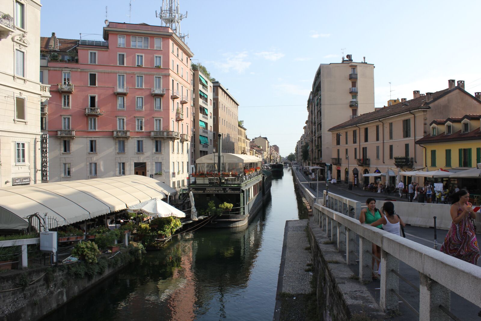 Canon EOS 550D (EOS Rebel T2i / EOS Kiss X4) sample photo. Boathouse, navigli, milan photography