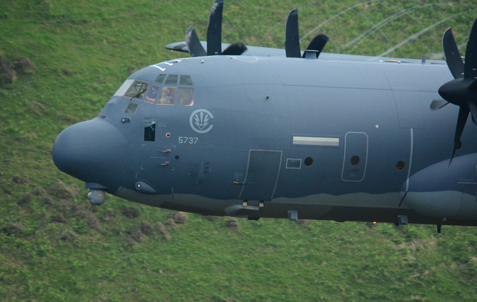 Nikon D7100 sample photo. Plane, low level, mach photography