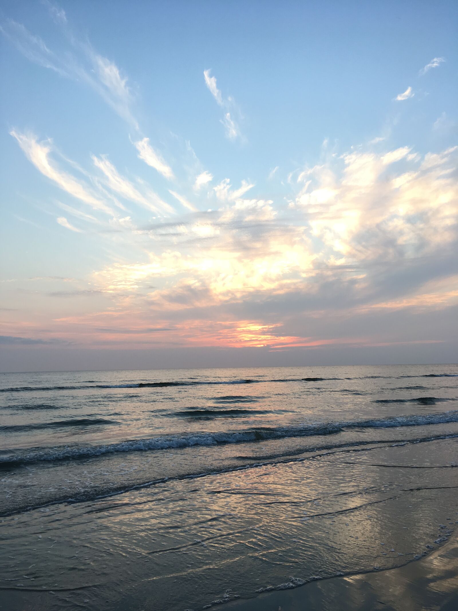 Apple iPhone SE sample photo. Sea, island, sunset photography