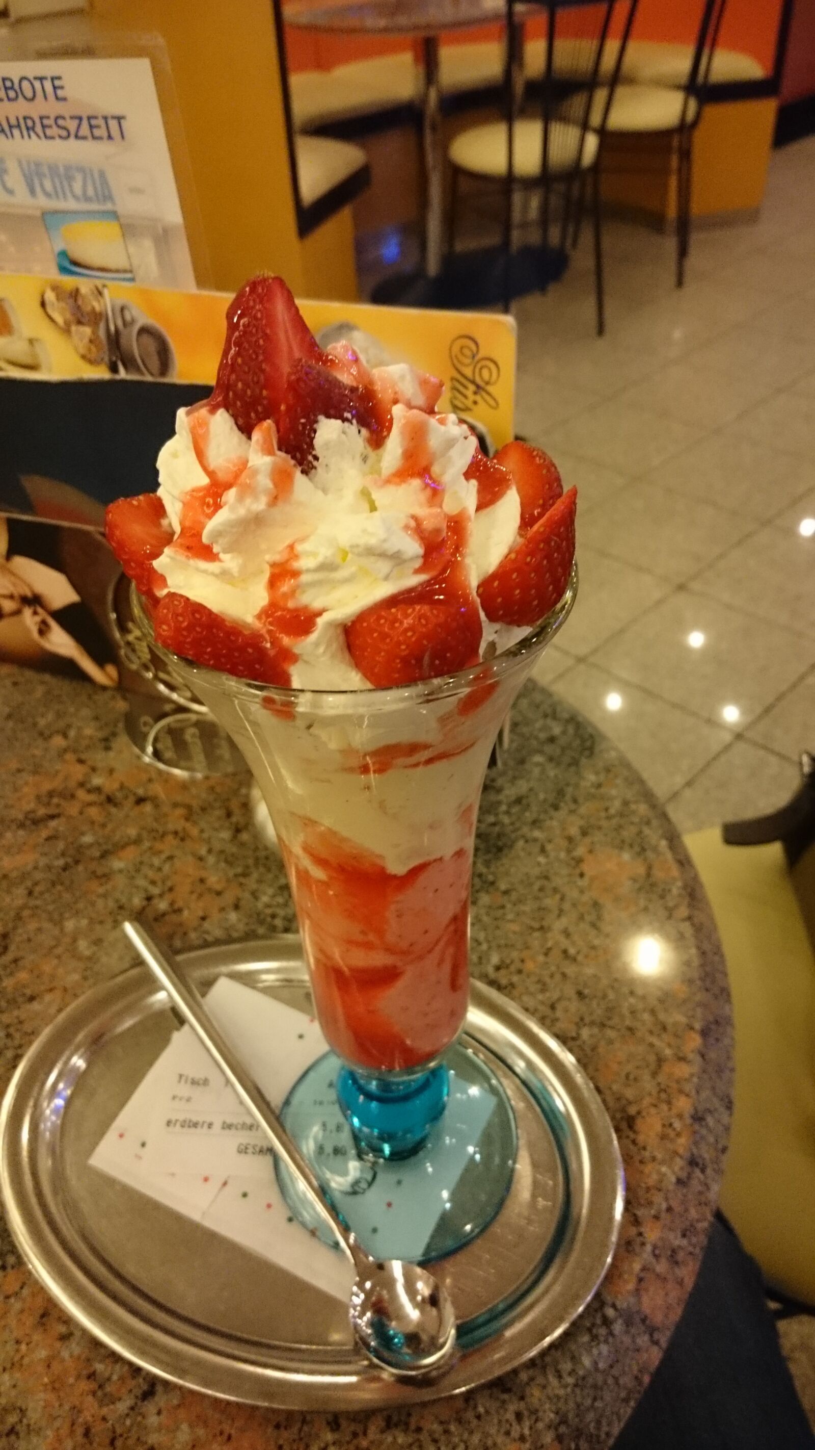 Sony Xperia Z3 Compact sample photo. Ice cream, eat, summer photography