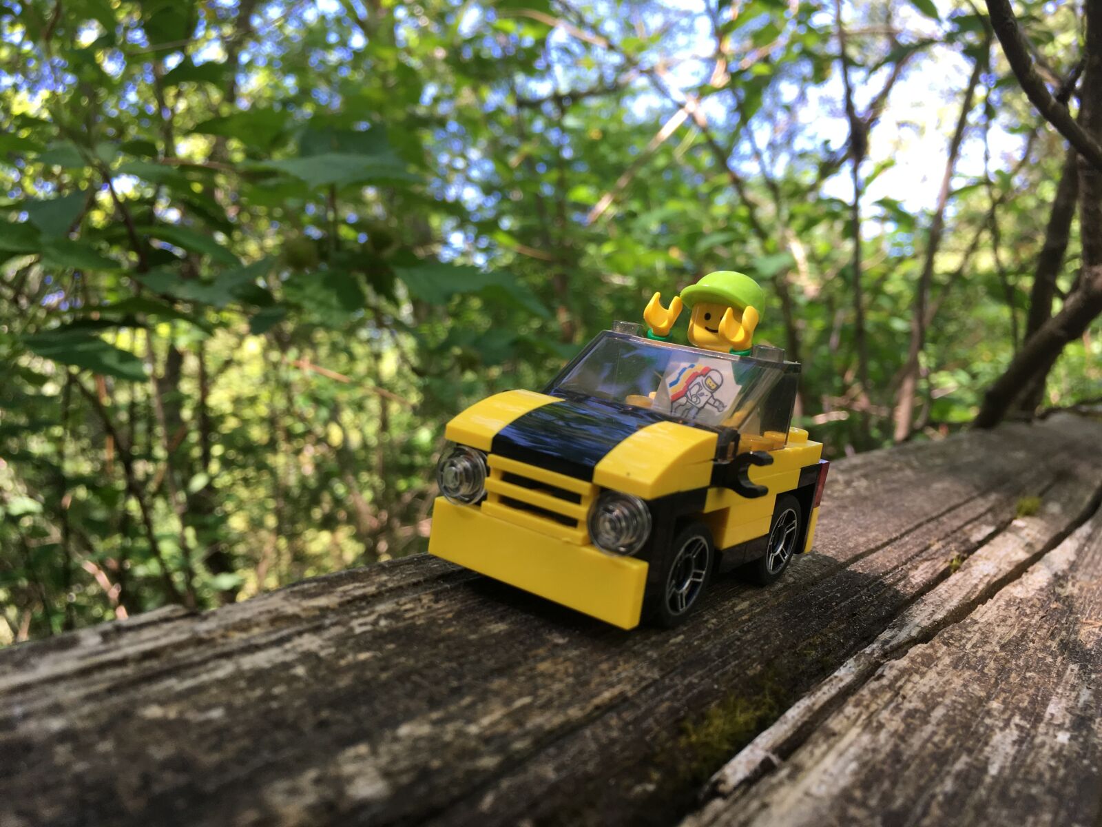 iPhone SE back camera 4.15mm f/2.2 sample photo. Lego, car, nature photography