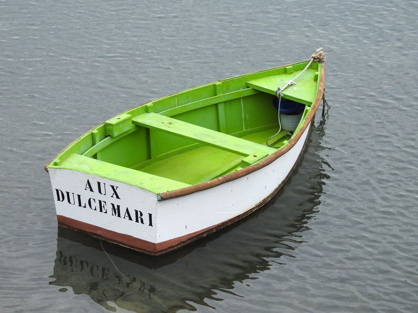 Nikon Coolpix P900 sample photo. Fishing boat, green, boat photography