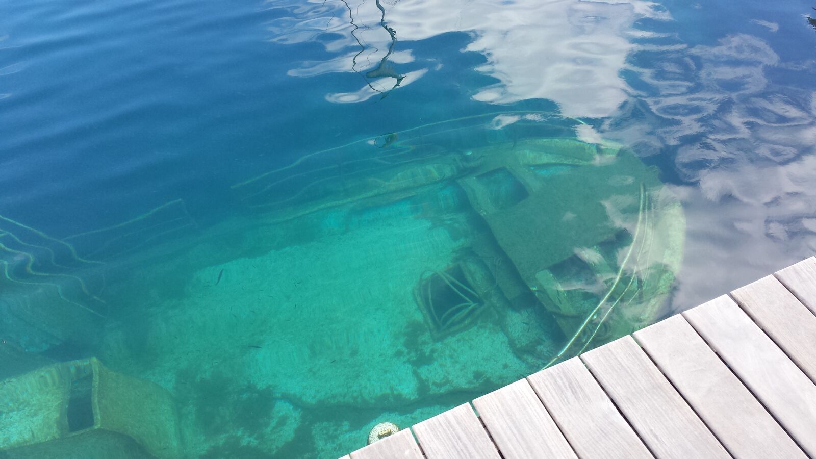 Samsung Galaxy S4 sample photo. Water, beach, boat photography