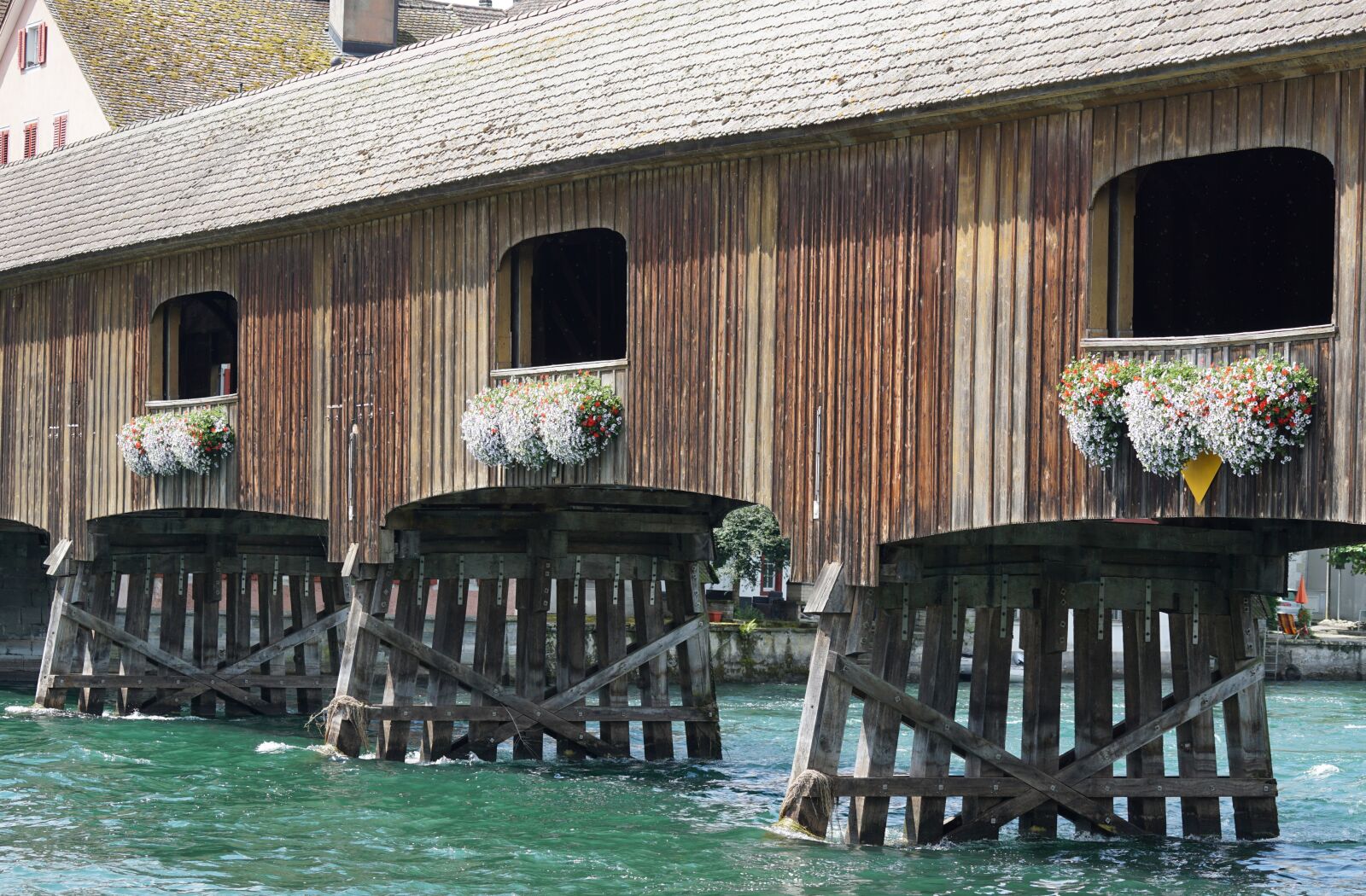 Sony ILCA-77M2 + Sony 70-400mm F4-5.6 G SSM sample photo. Wooden bridge, customs bridge photography