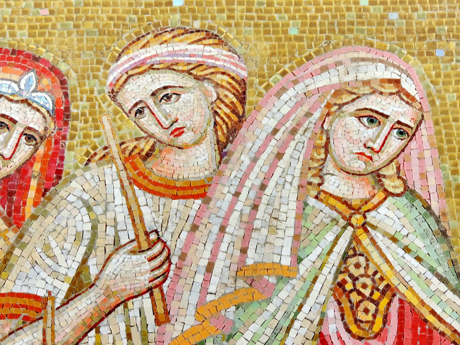 Nikon Coolpix P520 sample photo. Medieval, mosaic, queen, women photography