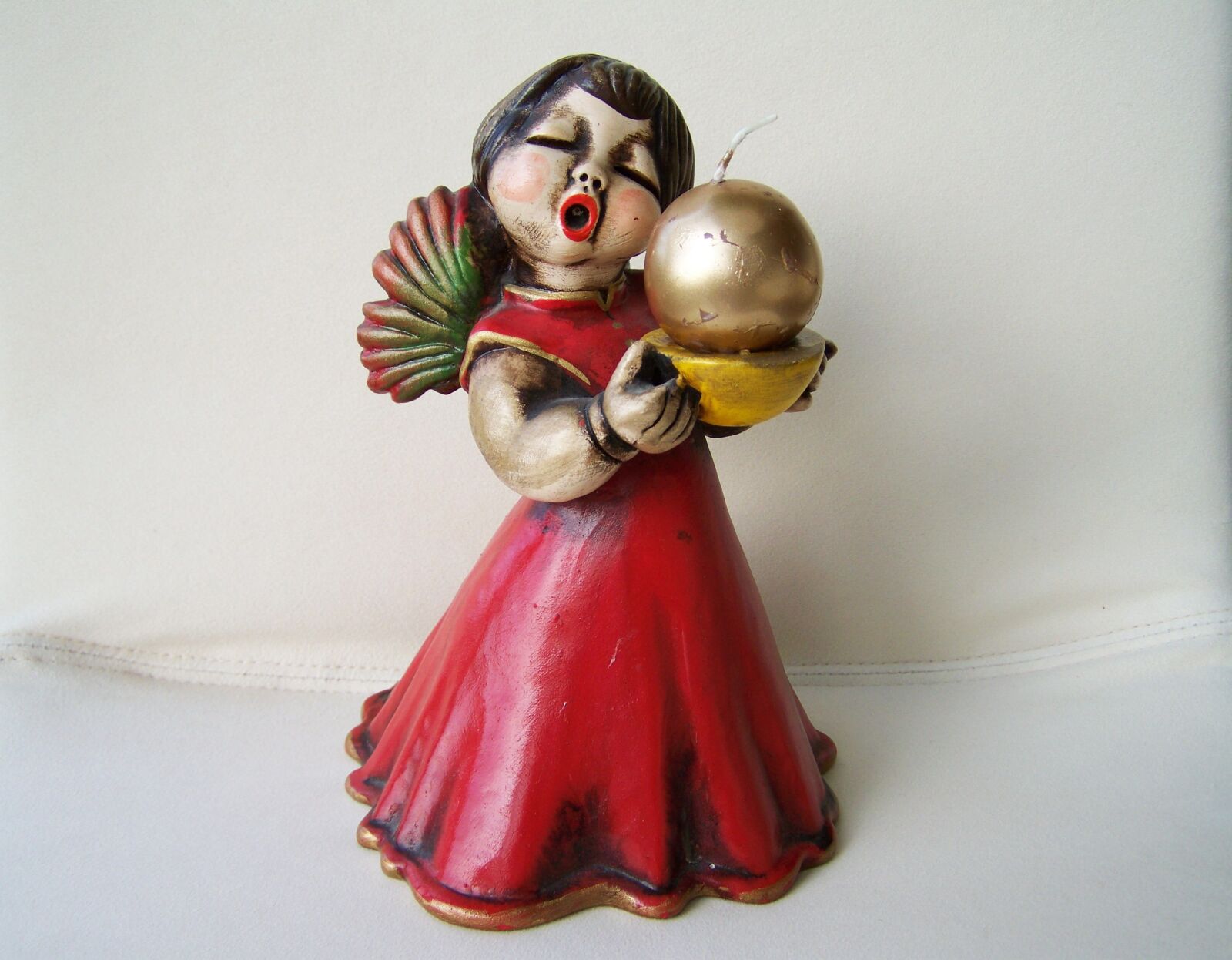 Kodak EASYSHARE ZD710 ZOOM DIGITAL CAMERA sample photo. Nikki, porcelain figurine, christmas photography